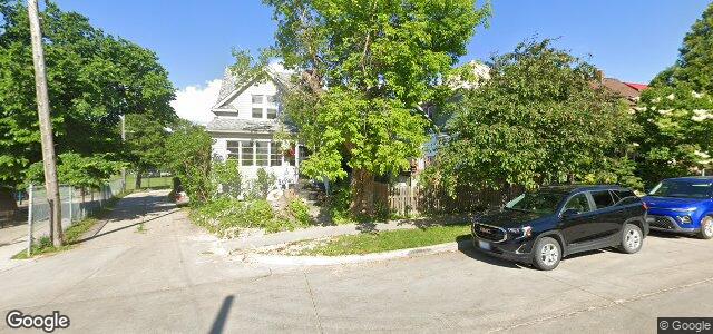 490 Camden Place（加拿大曼尼托巴省温尼伯市）房屋照片