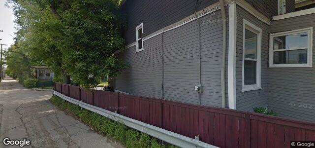 542 Camden Place（加拿大曼尼托巴省温尼伯市）房屋照片