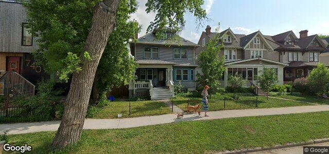 Photo of 742 Westminster Avenue in Winnipeg, Manitoba