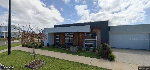 Photo of 127 Oakdean Boulevard in Winnipeg, Manitoba