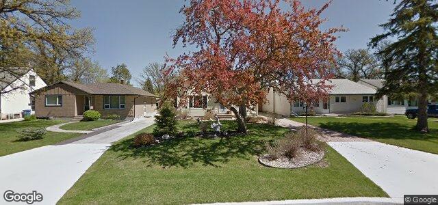 131 Oakdean Boulevard（加拿大曼尼托巴省温尼伯市）房屋照片