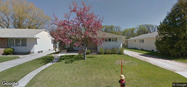 203 Harris Boulevard（加拿大曼尼托巴省温尼伯市）房屋照片