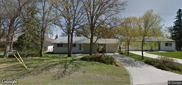 2744 Assiniboine Avenue（加拿大曼尼托巴省温尼伯市）房屋照片