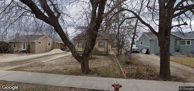 18 Sadler Avenue（加拿大曼尼托巴省温尼伯市）房屋照片