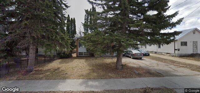 Larawan ng 90 Berrydale Avenue sa Winnipeg, Manitoba
