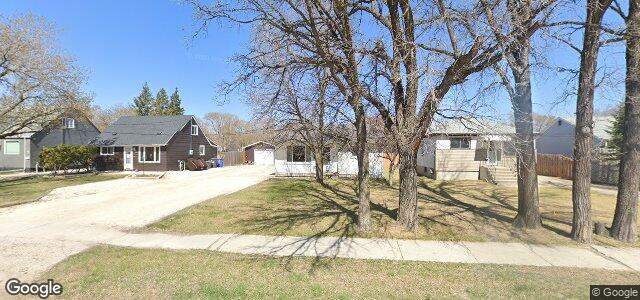 Larawan ng 93 Worthington Avenue sa Winnipeg, Manitoba